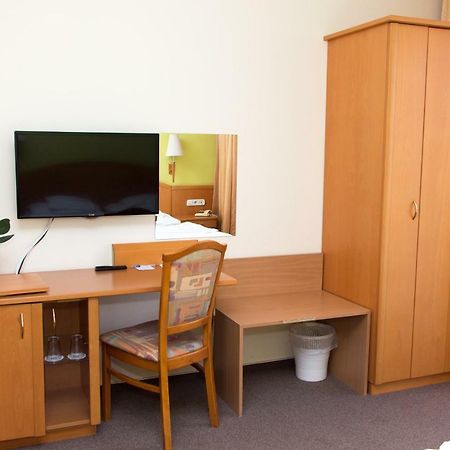 Bella Hotel Сегед Екстериор снимка